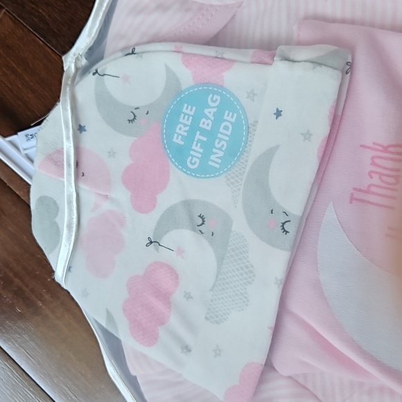7pc 3-6mo Gift Set NWT - Picture 2 of 6